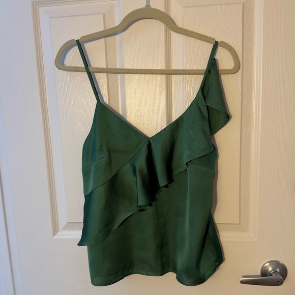 NWT Lovers & Friends Laguna Top in Green Size Small Satin Ruffles - Picture 12 of 16